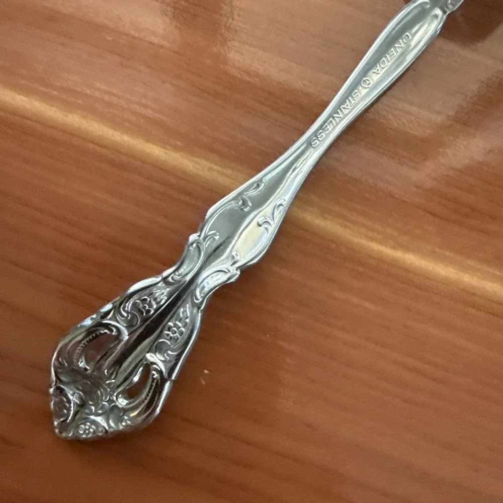 Oneida Michelangelo CUBE Stainless Steel Flatware Salad Forks Set Of 2